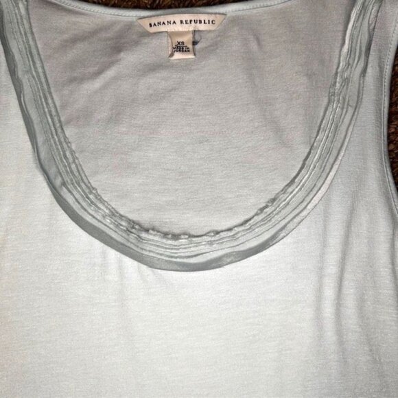 Banana Republic Tank with layered ribbon scoop neck Light Green Size XS - Picture 5 of 6